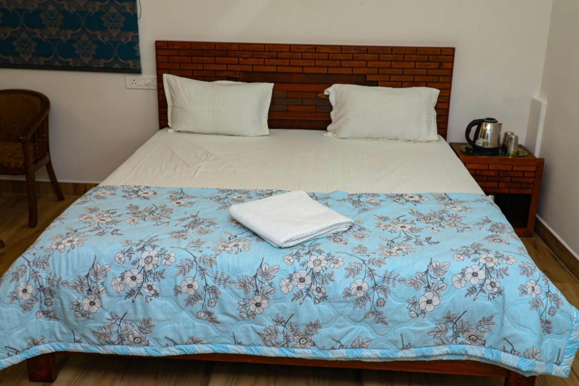 Jp Residency Hotel Yelagiri Exterior photo