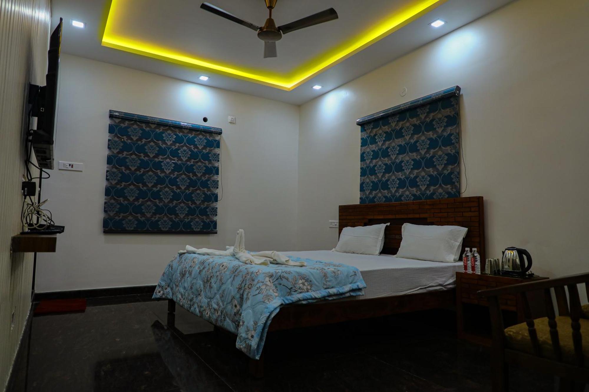 Jp Residency Hotel Yelagiri Exterior photo