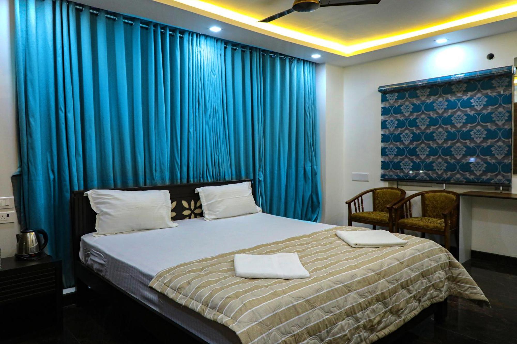 Jp Residency Hotel Yelagiri Exterior photo