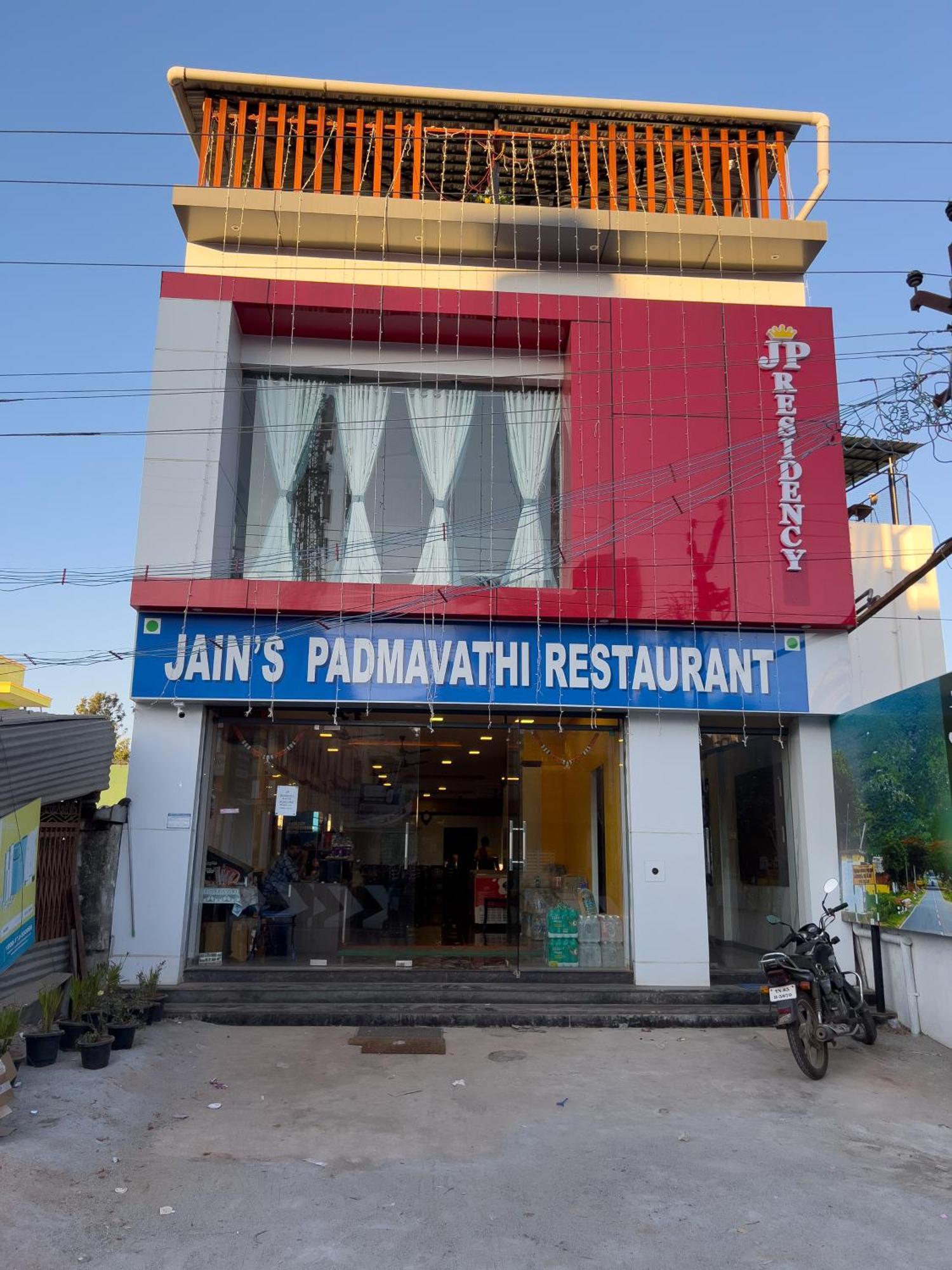 Jp Residency Hotel Yelagiri Exterior photo